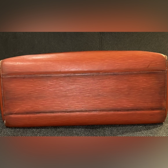 Authentic Louis Vuitton Epi Sorbonne Bag - Picture 9 of 16